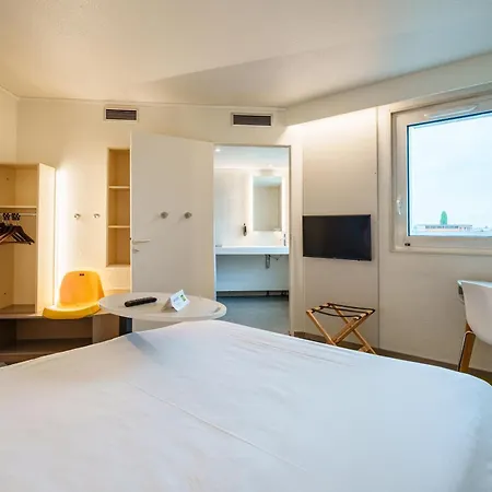 Hotel Ibis Styles Stade De La Meinau Straatsburg